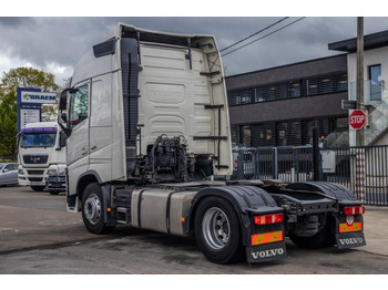 Cabeza tractora Volvo FH 420: foto 4