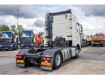 Cabeza tractora Volvo FH 420: foto 3