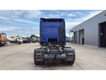 Cabeza tractora DAF 95 XF 430 (EURO 3 / BOITE MANUELLE / MANUAL GEARBOX): foto 5