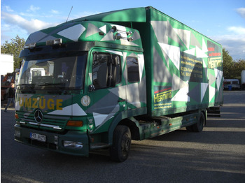 Camión caja cerrada MERCEDES-BENZ