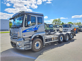 Camión chasis Mercedes Benz Actros 3243 8x2  1,2 & 4 Lenkachse, 2 & 4 Liftbar(Nr. 6051): foto 3