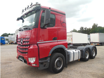 Cabeza tractora MERCEDES-BENZ Arocs 2645