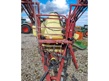 Pulverizador arrastrado Hardi Commander 2600: foto 2