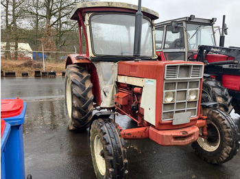 Tractor INTERNATIONAL