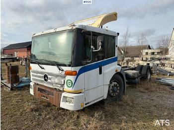 Camión chasis MERCEDES-BENZ Econic 1828