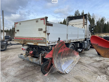 Camión volquete Scania R520 Tipper truck with plow equipment and underbite: foto 4