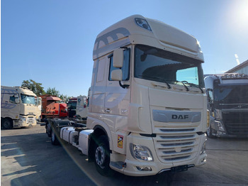 Camión chasis DAF XF 480