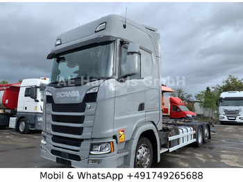 Camión chasis SCANIA S 450