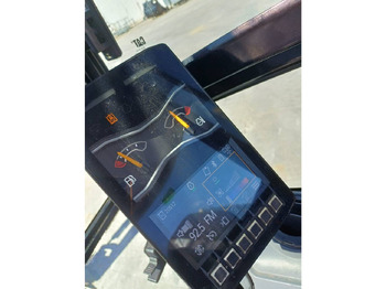 Excavadora de cadenas CAT 301.8-05: foto 5 Excavadora de cadenas CAT 301.8-05: foto 5