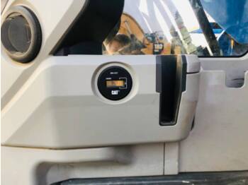 Excavadora de cadenas CAT 320 E LN: foto 5