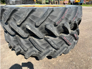 Neumático JOHN DEERE