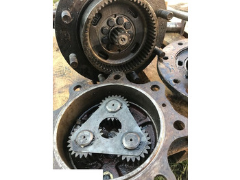 Eje y piezas para Maquinaria agrícola Claas Targo - Most: foto 3 Eje y piezas para Maquinaria agrícola Claas Targo - Most: foto 3