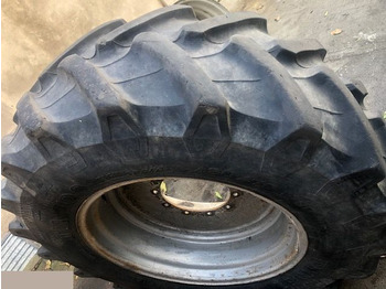 Rueda completa JCB