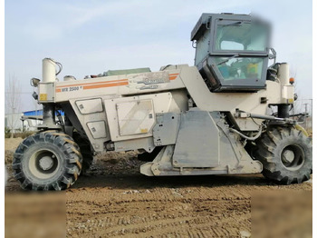 Estabilizador de suelos 2010 WIRTGEN WR2500S: foto 2