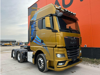 Foto del interior 1: Cabeza tractora MAN TGX 28.510 6x2 TWIN BED GX CAB / INTARDER / DOUBLE BOGIE