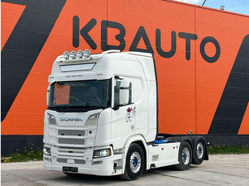Cabeza tractora SCANIA R 580