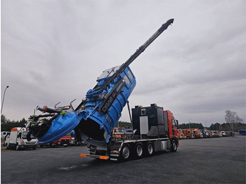 Excavadora VOLVO
