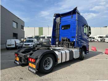 Cabeza tractora Volvo FH 420 Globetrotter / 921 dkm / 2 Tanks / VEB+ / NL Truck: foto 2