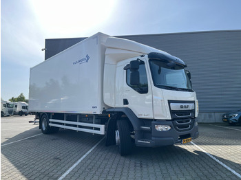 Camión caja cerrada DAF LF 230
