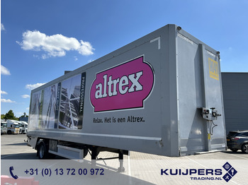 Semirremolque caja cerrada RENDERS