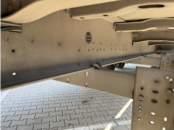 Semirremolque caja cerrada Schmitz Cargobull SCB S2 / Box Trailer / 2 axle Disk / NL Trailer / APK TUV 05-26: foto 5 Semirremolque caja cerrada Schmitz Cargobull SCB S2 / Box Trailer / 2 axle Disk / NL Trailer / APK TUV 05-26: foto 5