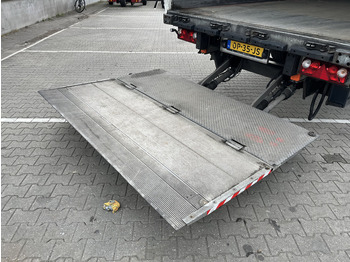 Semirremolque caja cerrada Schmitz Cargobull SCB S2 / Box Trailer / 2 axle / Loadlift / APK TUV 04-26: foto 5
