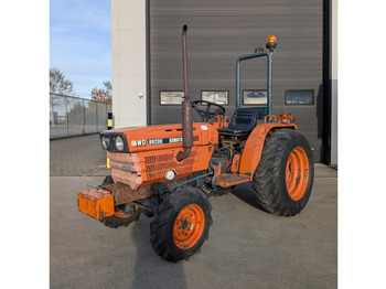 Tractor KUBOTA B series