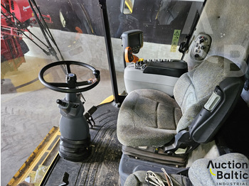 Cosechadora de granos para transporte de alimentos New Holland CR 9080: foto 5