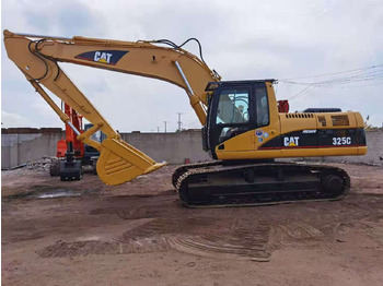 Excavadora de cadenas CATERPILLAR 325C