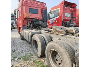 Cabeza tractora Auman 6x4: foto 4