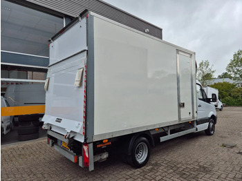Furgoneta caja cerrada Mercedes-Benz Sprinter 513 CDI/ Bakwagen/ 20 KUB/ Laadklep: foto 3