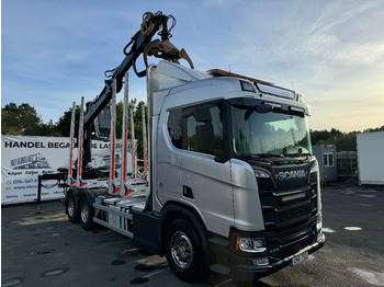 Camión forestal SCANIA R 730