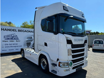 Cabeza tractora SCANIA S 450