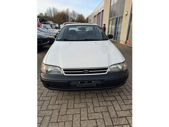 Sedan Toyota Carina E **1600XLI-VERRY CLEAN**: foto 2