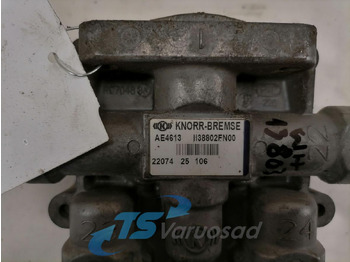 Válvula de freno para Camión MAN Air pressure control valve AE4613: foto 2 Válvula de freno para Camión MAN Air pressure control valve AE4613: foto 2