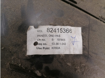 Pieza universal para Camión Volvo Salongi plastik 82415366: foto 3