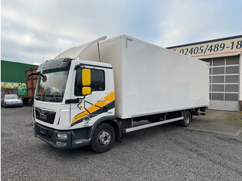 Camión caja cerrada MAN