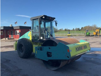 Compactador AMMANN