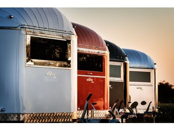 Remolque venta ambulante nuevo SHINE Spring RED: foto 2 Remolque venta ambulante nuevo SHINE Spring RED: foto 2