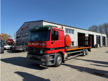Camión Mercedes-Benz 2540 Actros MP1 Baumaschinentrnasporter: foto 2
