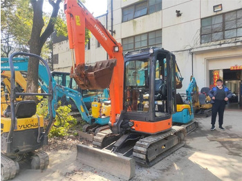 Miniexcavadora HITACHI ZX30