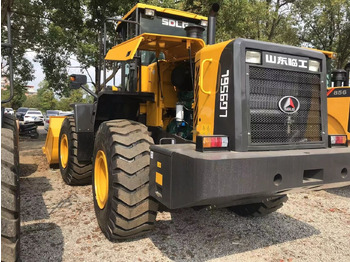 Cargadora de ruedas SDLG