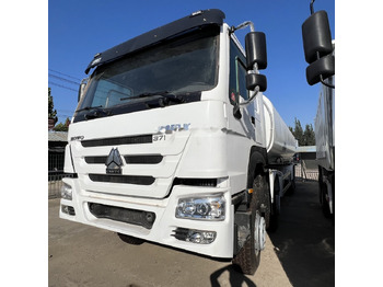Camión cisterna Sinotruk HOWO 371 8*4 Tank truck: foto 5