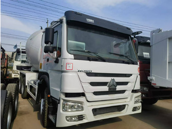 Camión hormigonera SINOTRUK HOWO