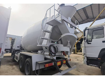 Camión hormigonera Sinotruk HOWO 371 Concrete mixer truck: foto 5