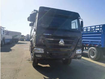 Camión volquete Sinotruk HOWO 8*4 Dump truck: foto 5