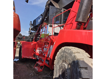 Reach stacker FANTUZZI CS45KMHD 45 TON: foto 2 Reach stacker FANTUZZI CS45KMHD 45 TON: foto 2