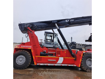 Reach stacker KALMAR DRF 450: foto 5