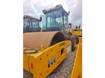 Apisonadora de asfalto XCMG XS183J