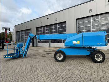 Plataforma telescopica AICHI